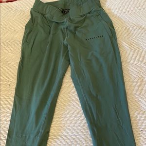 Alphalete premium joggers olive